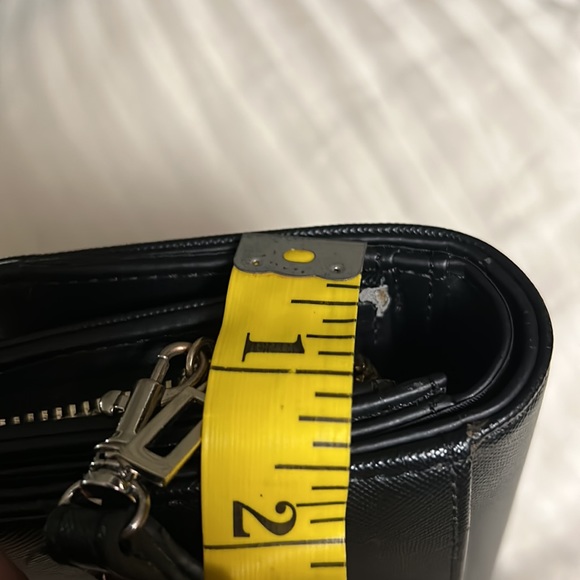 Guess Korry Black Saffiano Logo Trifold Wallet NWT - Picture 8 of 10